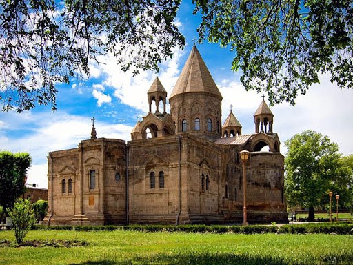 کلیسای اچمیادزین ارمنستان کلیسای اچمیادزین ارمنستان